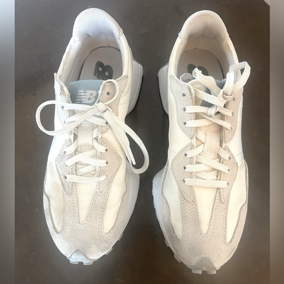 New Balance women's 327 sea salt size 8 - Picture 1 of 9